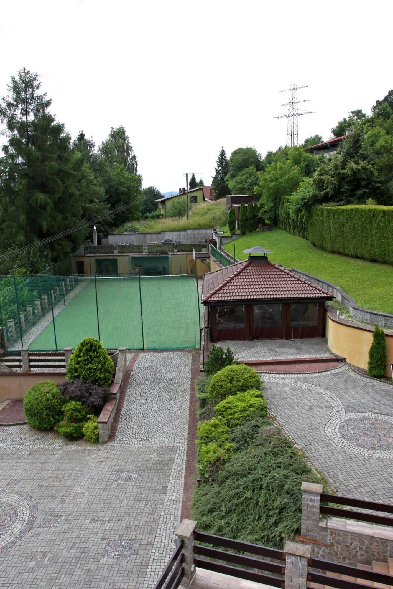 Dom W Gorach "Tresna" Hotel Exterior photo